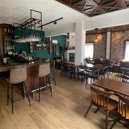 Guesthouse Monopati - Ξενώνας Μονοπάτι Lechovo Bagian luar foto