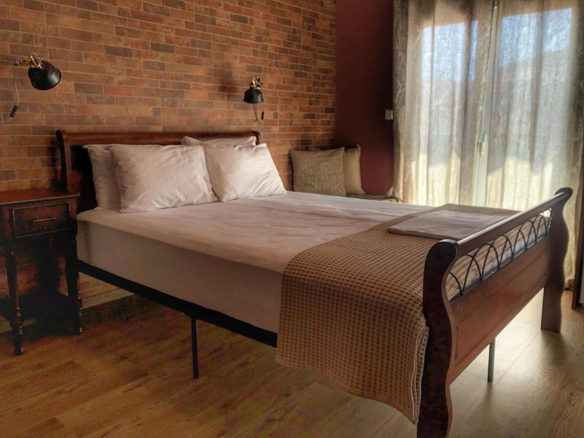 Guesthouse Monopati - Ξενώνας Μονοπάτι Lechovo Bagian luar foto